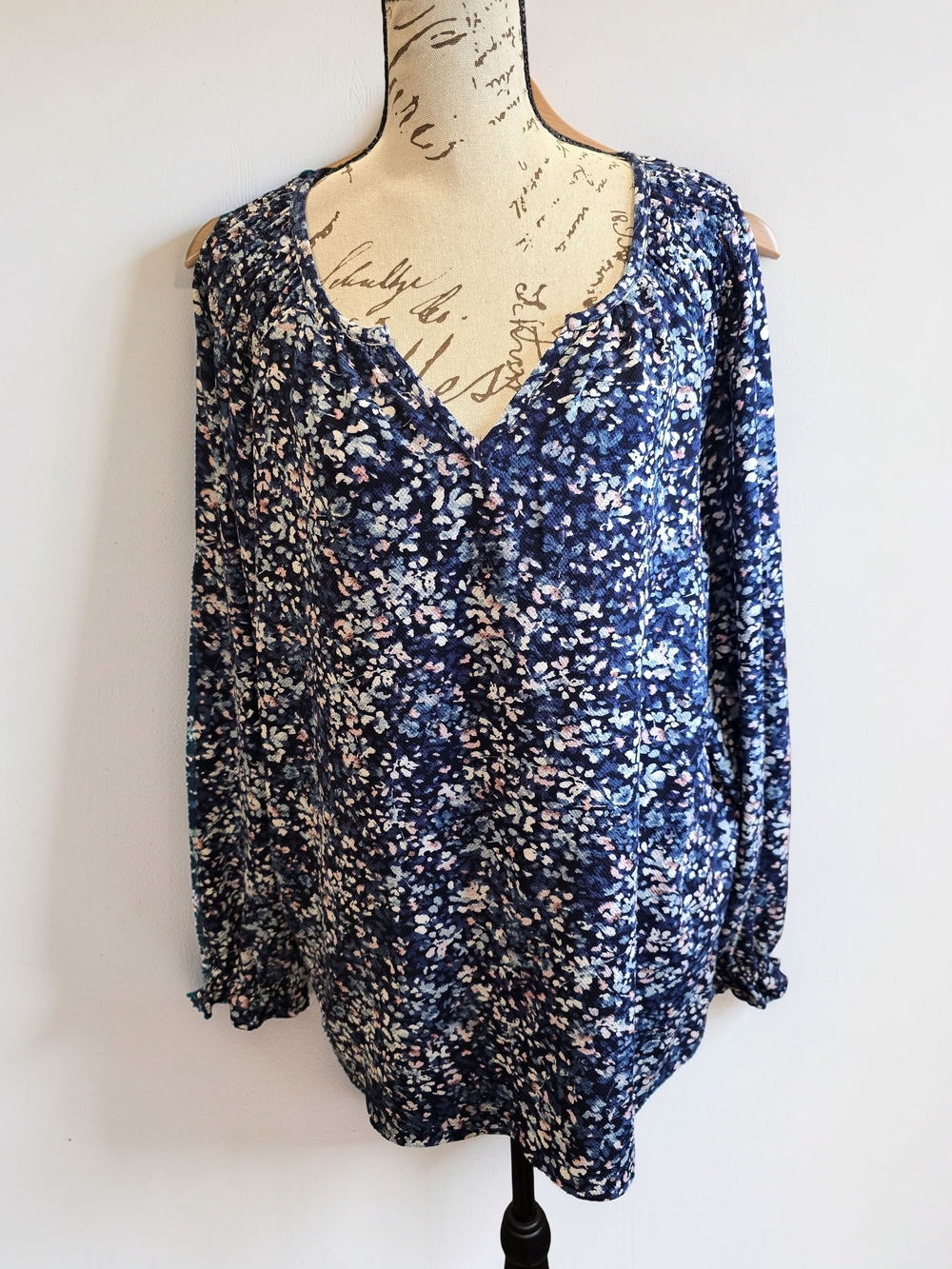 Jessica Simpson Floral V-Neck Blouse Blue XL Like
